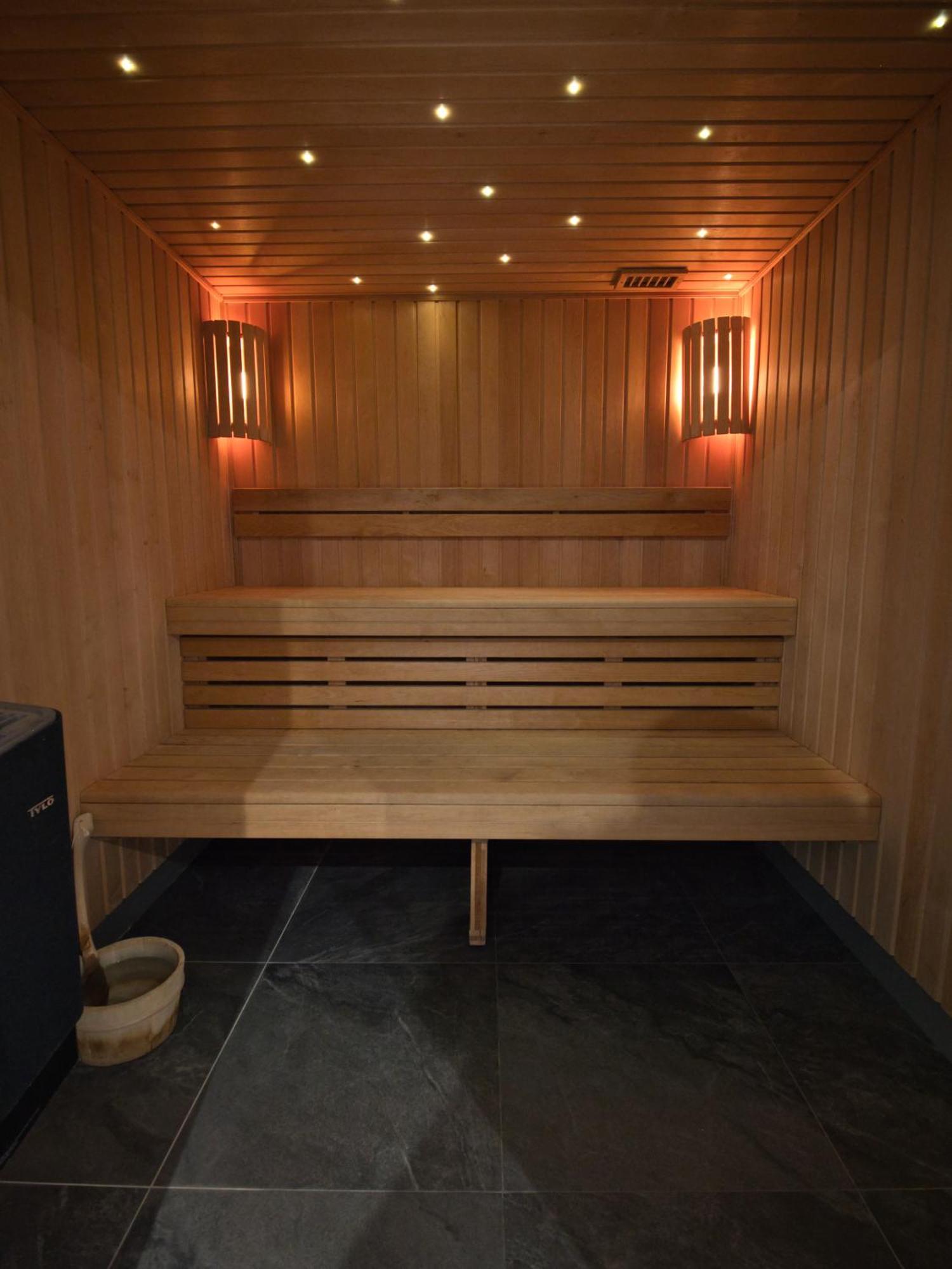 La Table De Gustave Otel Ornans Dış mekan fotoğraf