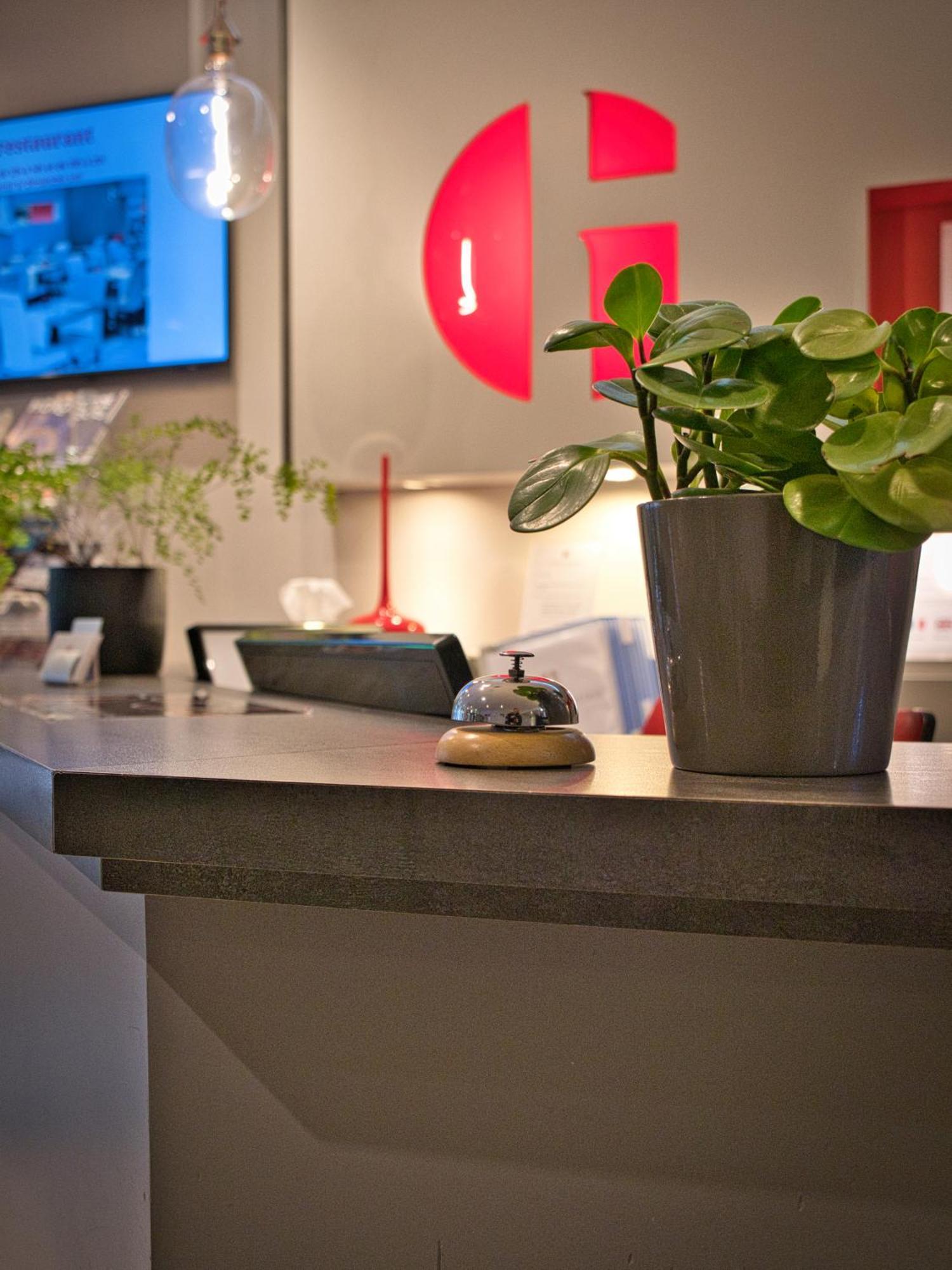 La Table De Gustave Otel Ornans Dış mekan fotoğraf