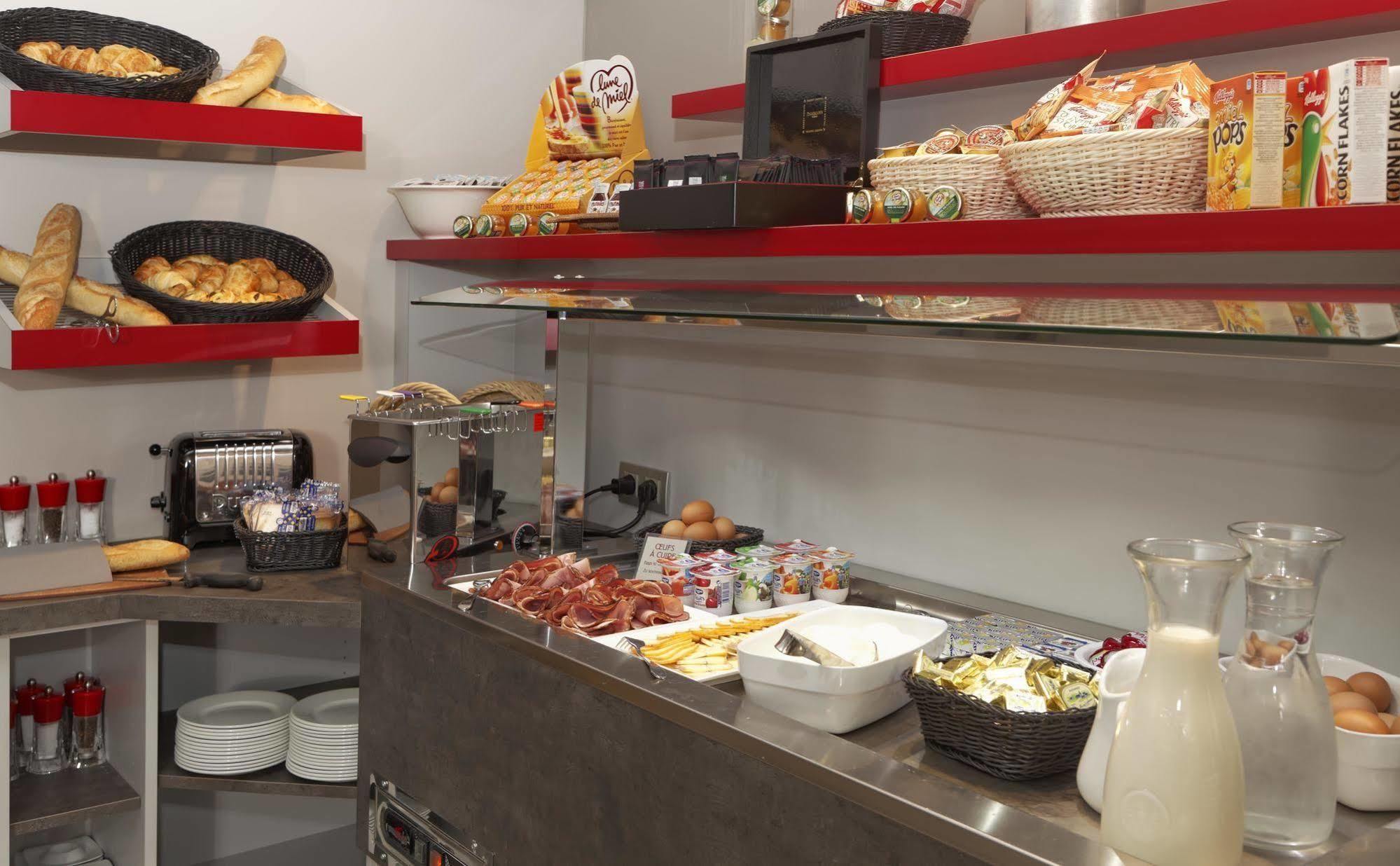La Table De Gustave Otel Ornans Dış mekan fotoğraf
