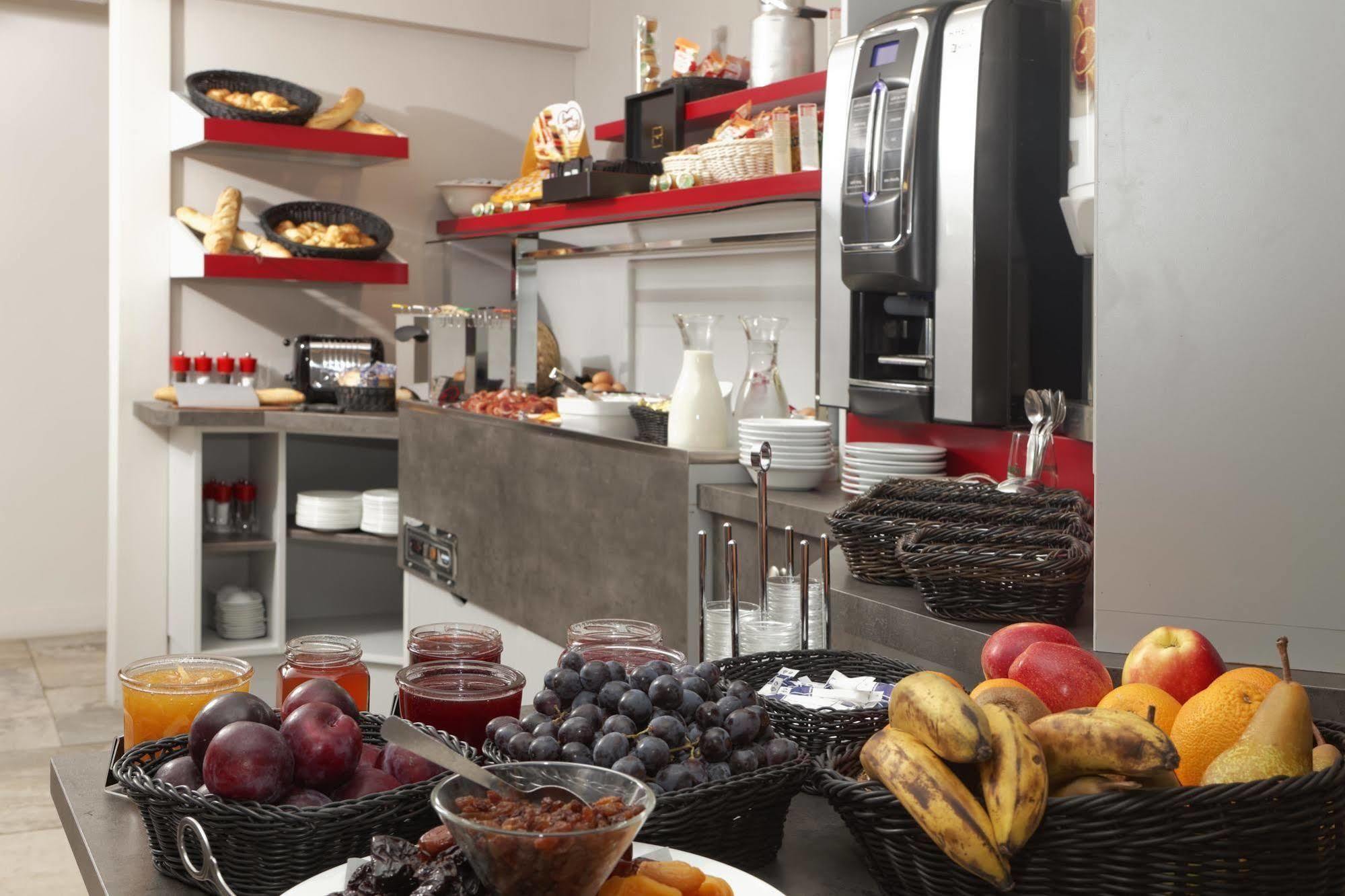 La Table De Gustave Otel Ornans Dış mekan fotoğraf